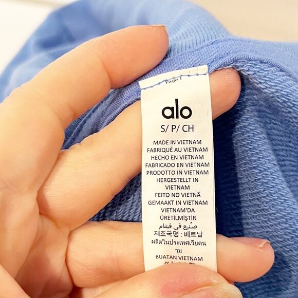 Alo Sweet Escape Cropped Zip Up Hoodie Sweatshirt Blue Small - Picture 3 of 5